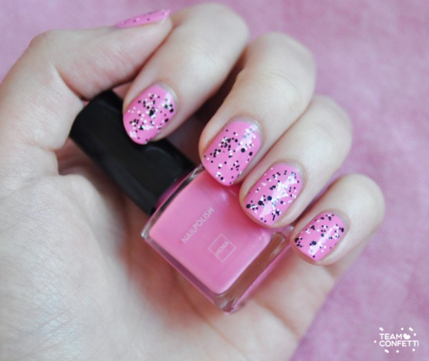 Nails of the week: Pink confetti