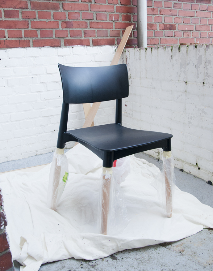 openbaar Geurloos Van streek DIY kunststof stoel in een andere kleur spuiten. | Team Confetti