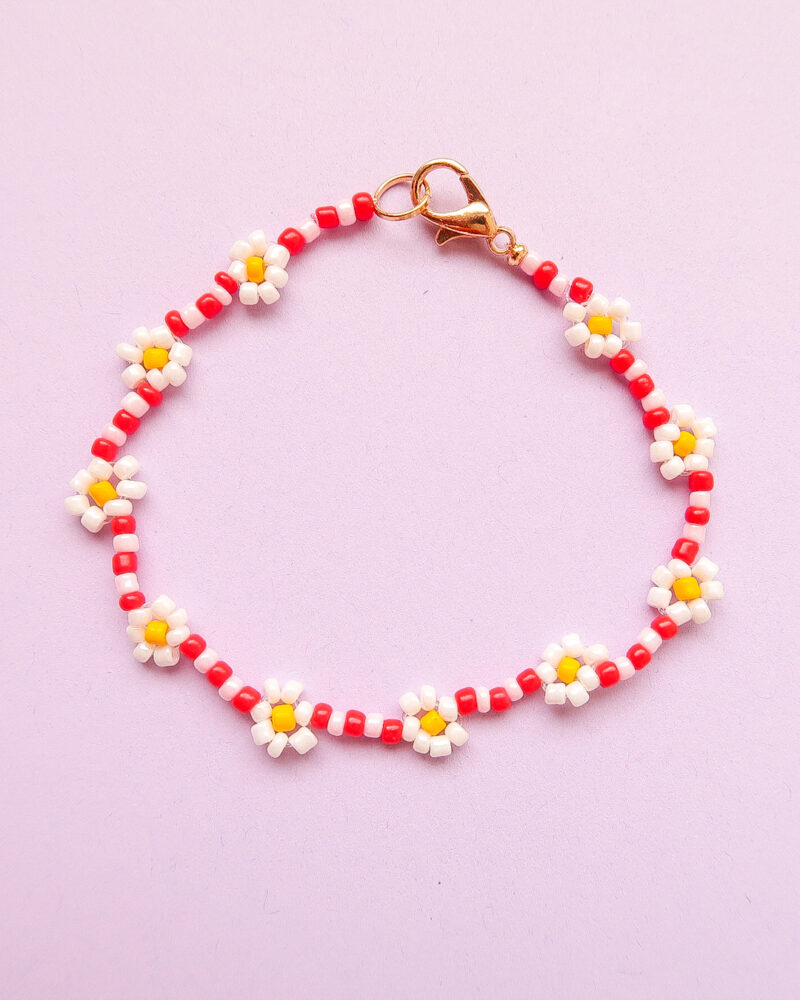 daisy bracelet - pink & red