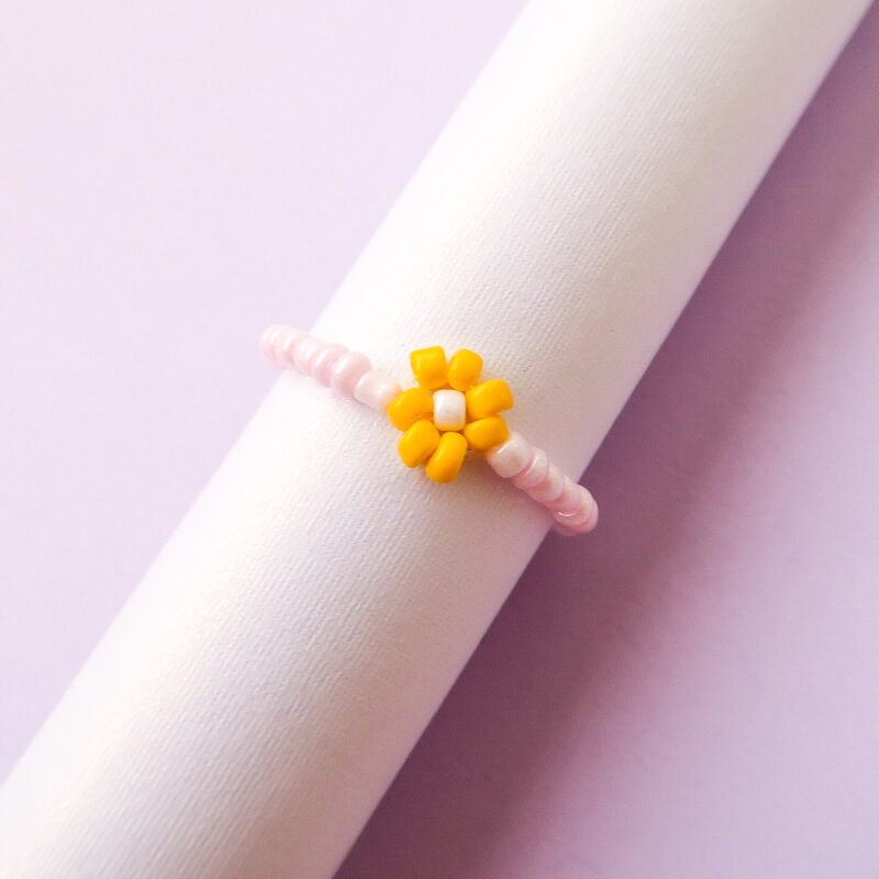 daisy ring - sunshine yellow