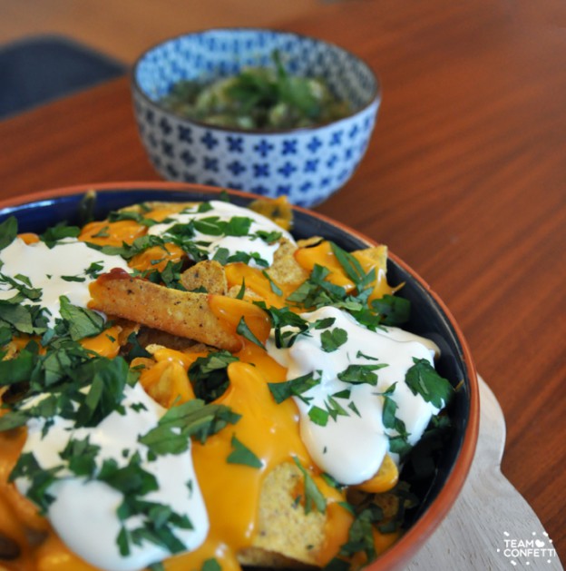 Nachos + salsa = nom nom nom